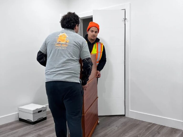 kelownatosurreymovers untitled design (46)